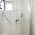 Apartman In With Kitchen Pirovac